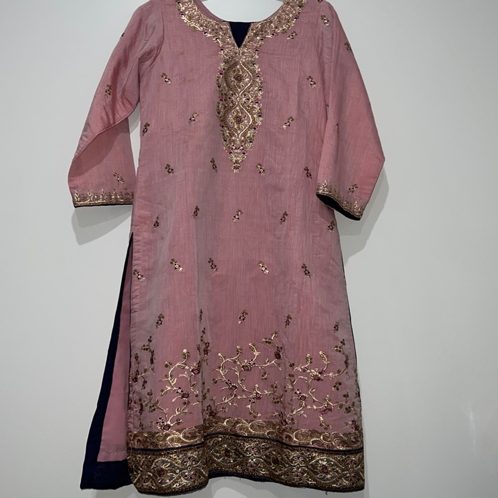 Pakistani Fancy 3pc Shalwaar Kameez